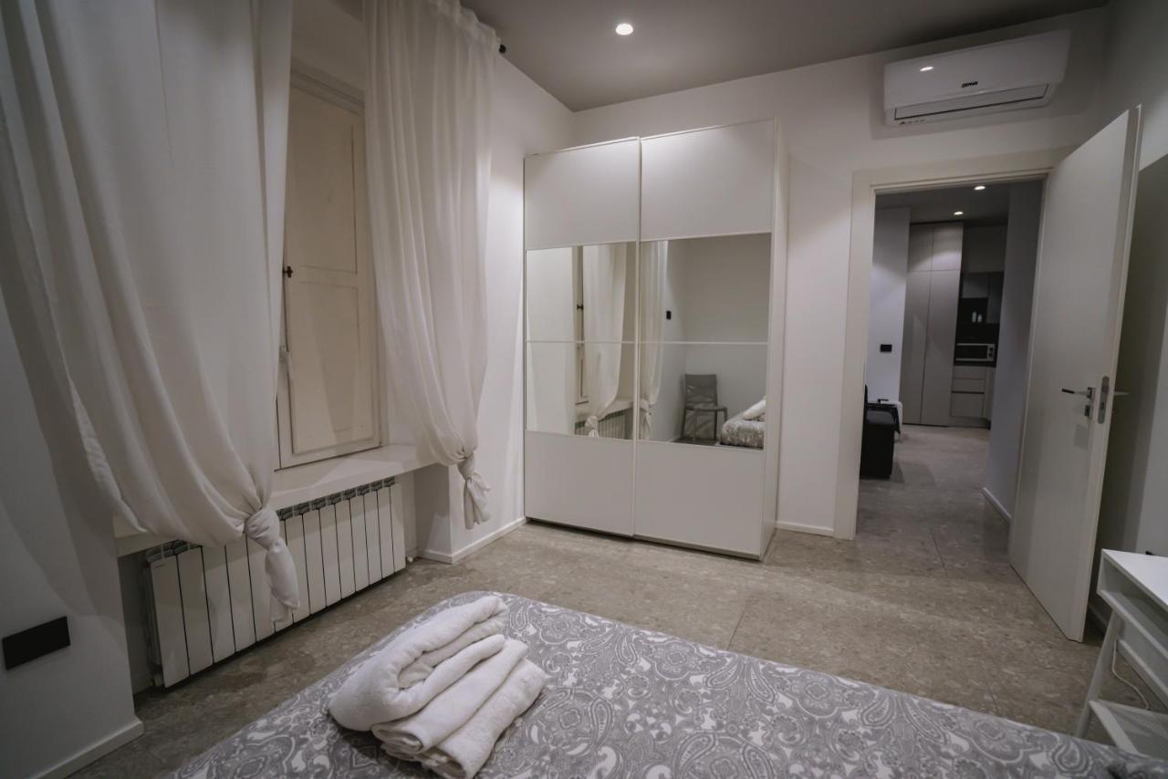 De Luca 6 Apartments Salerno Exterior photo